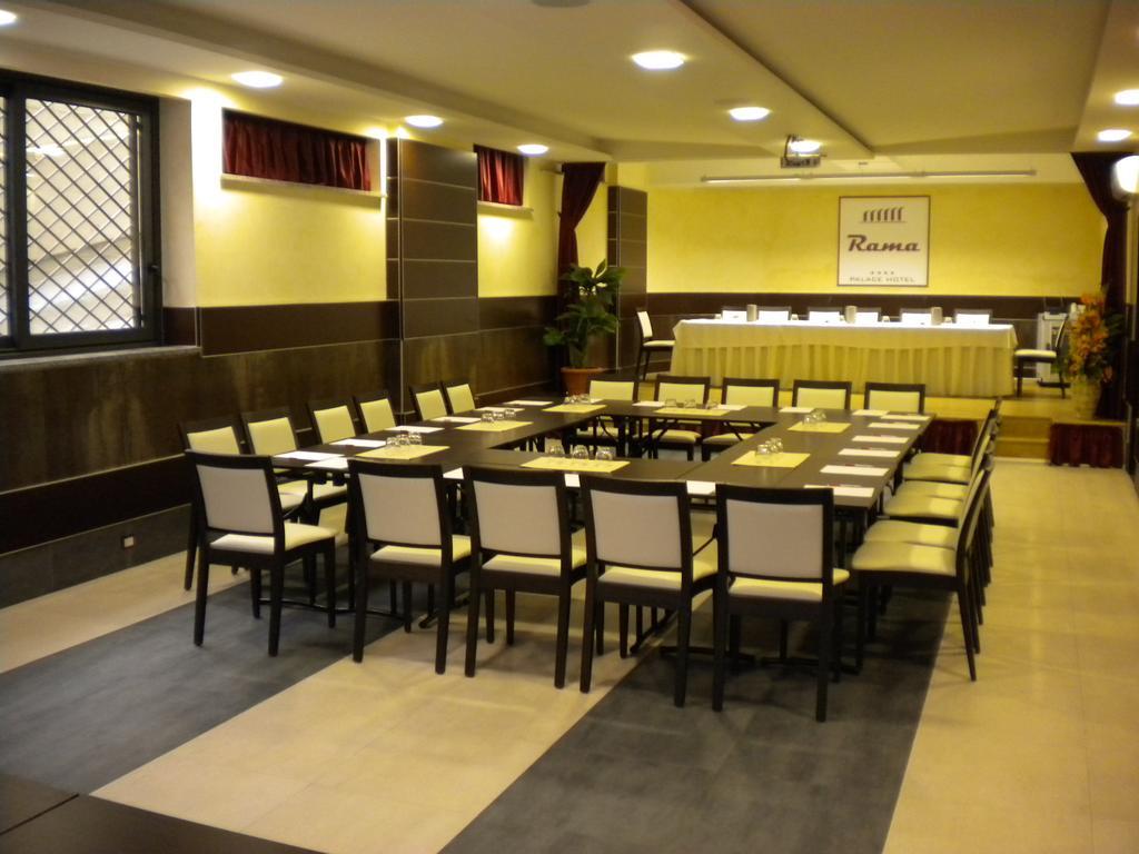 Rama Palace Hotel Casalnuovo Di Napoli Bagian luar foto