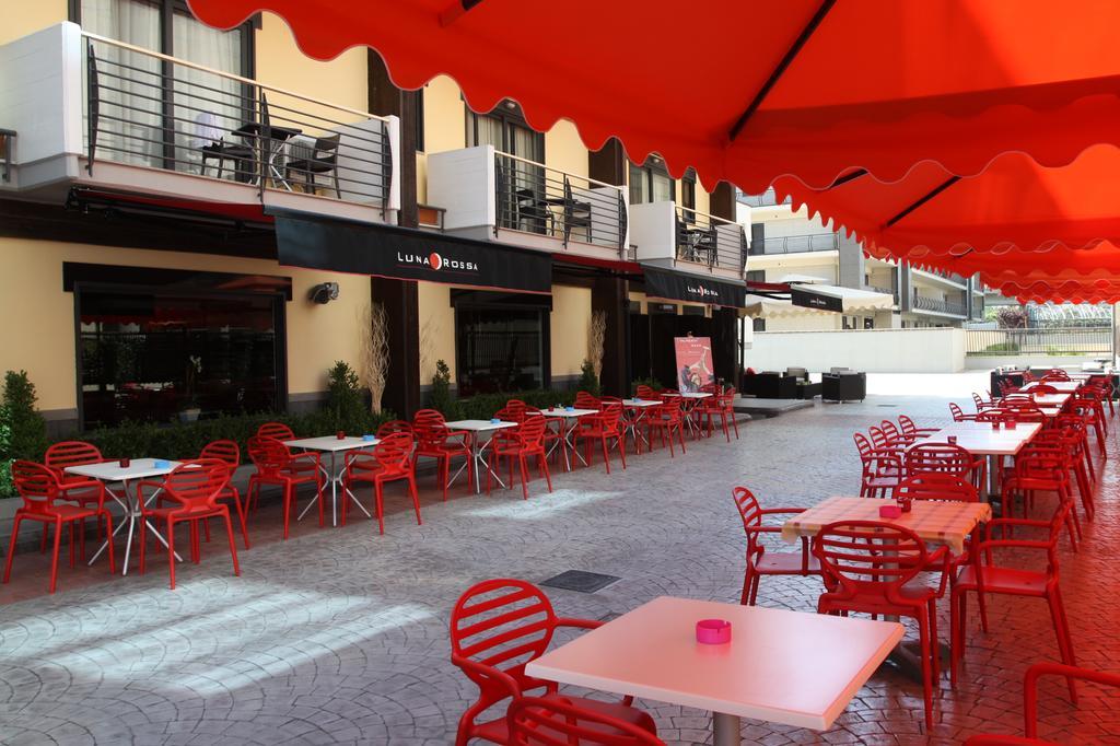 Rama Palace Hotel Casalnuovo Di Napoli Bagian luar foto